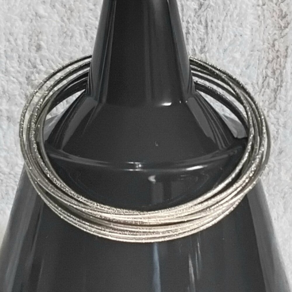 3/$25 Set of 9 8" Beautiful Metal Ring Bracelets Quality Costume Jewelry!!